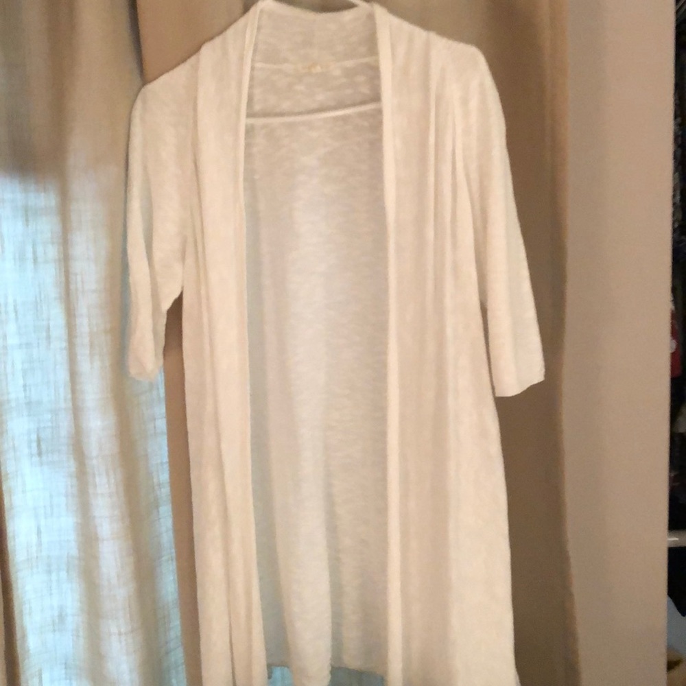 White cardigan with short sleeves
